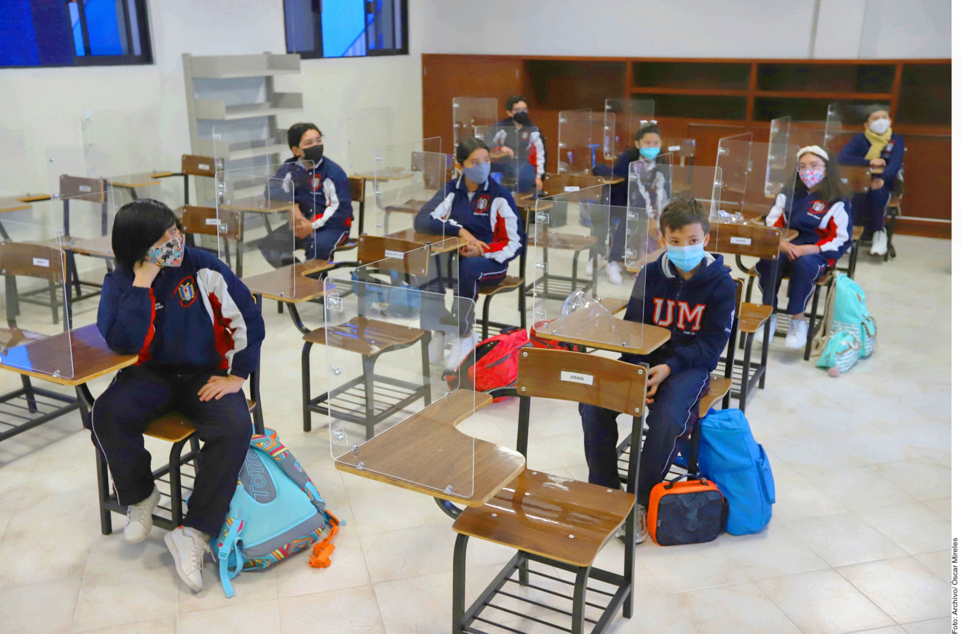 Retornar a las aulas de manera presencial, les permite convivir con otros menores.