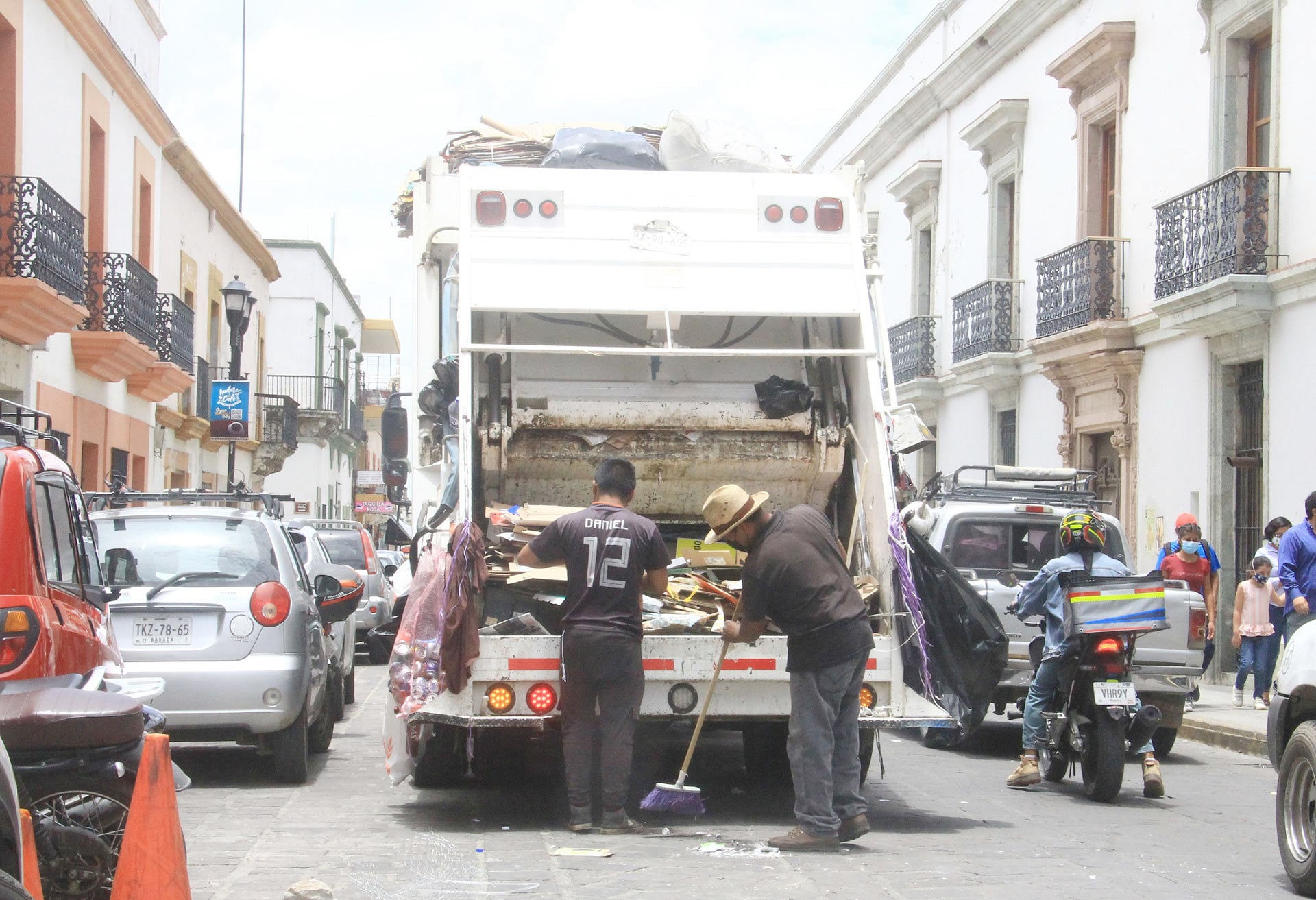 Todos los días se recolectan en la capital 800 toneladas de basura. Emilio Morales Pacheco