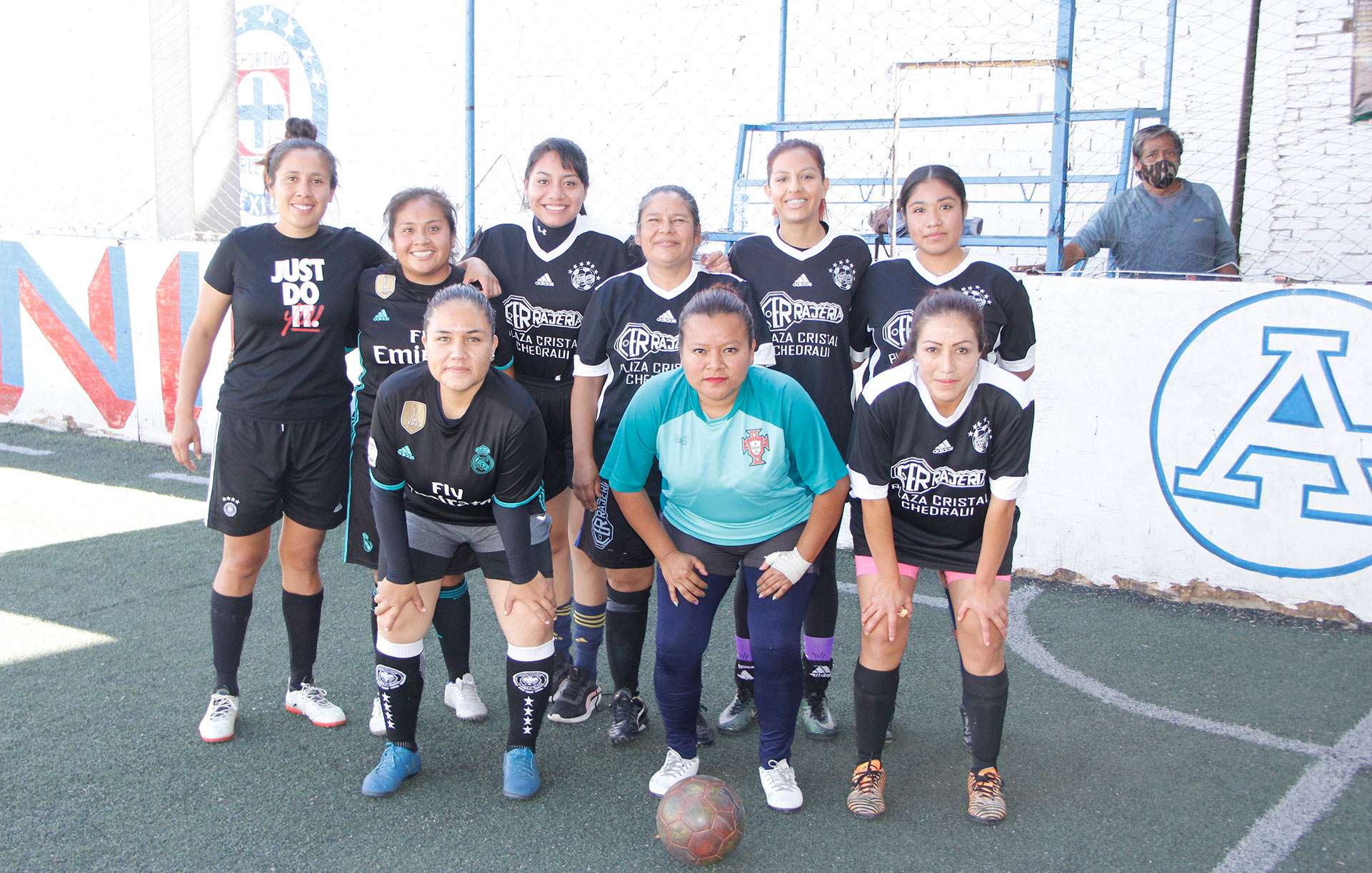 Las cerrajeras de Chedrahui recetaron goleada a Varcein