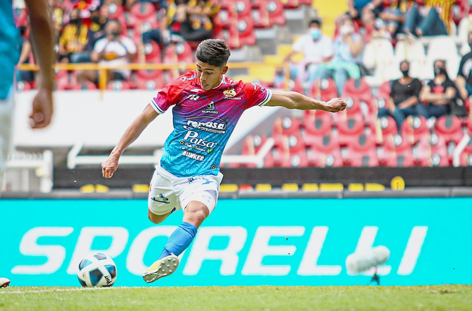 No aprovecharon su superioridad numérica en la cancha.