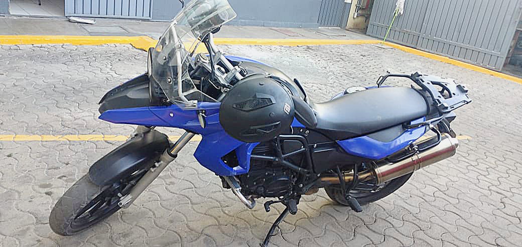 La motocicleta fue asegurada por policías municipales en un hotel del centro.