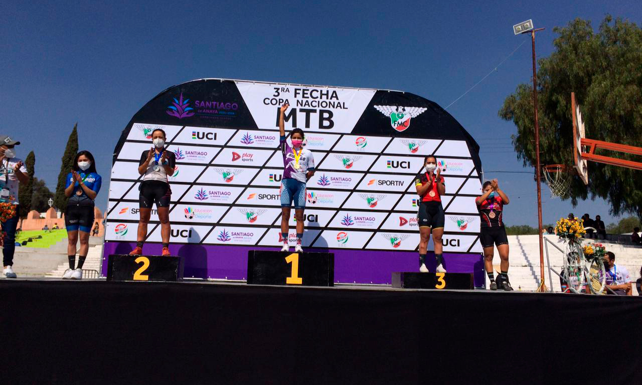 Claudia García volvió a subir a lo más alto del podio.