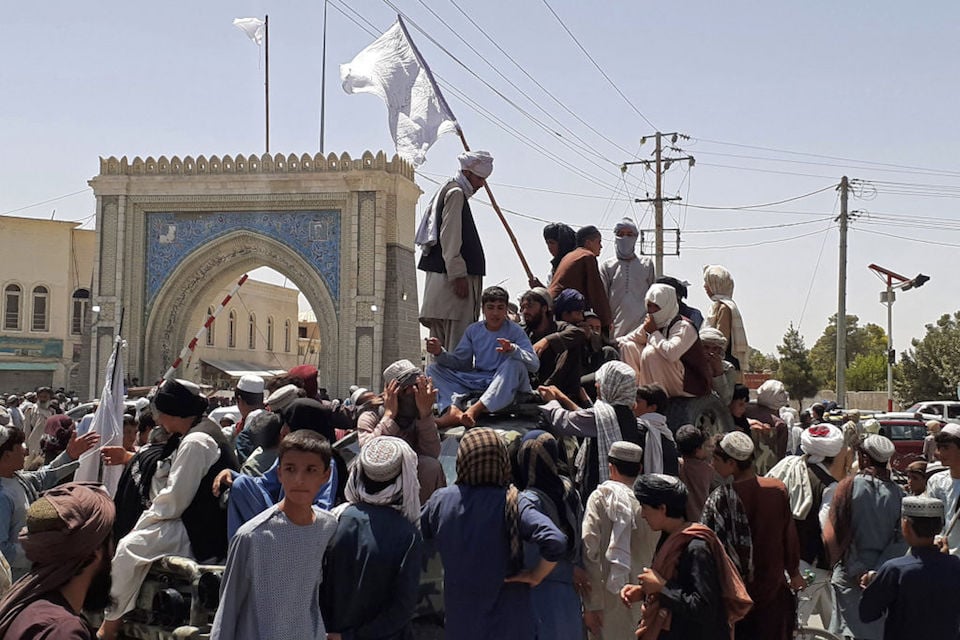 Talibanes toman Kandahar CNN
