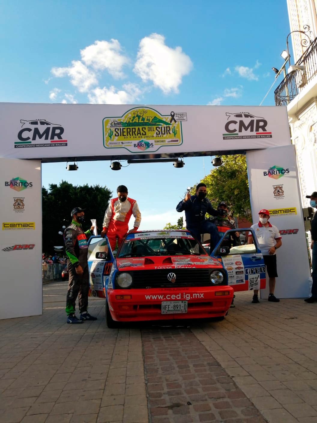 Los hermanos Daniel y Paz Hernández terminaron el Rally Sierras del Sur en el primer lugar del grupo dos.