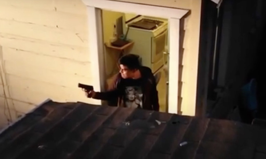 Cuando Gerardo apuntó a los policías con la pistola de aire, inmediatamente después recibió el disparo.