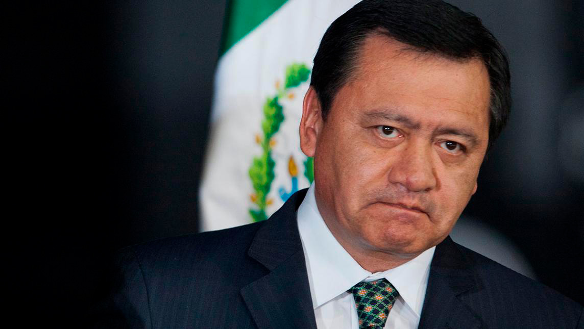 Miguel Ángel Osorio Chong era titular de Segob cuando se desataron los hechos de violencia en la Mixteca. Archivo