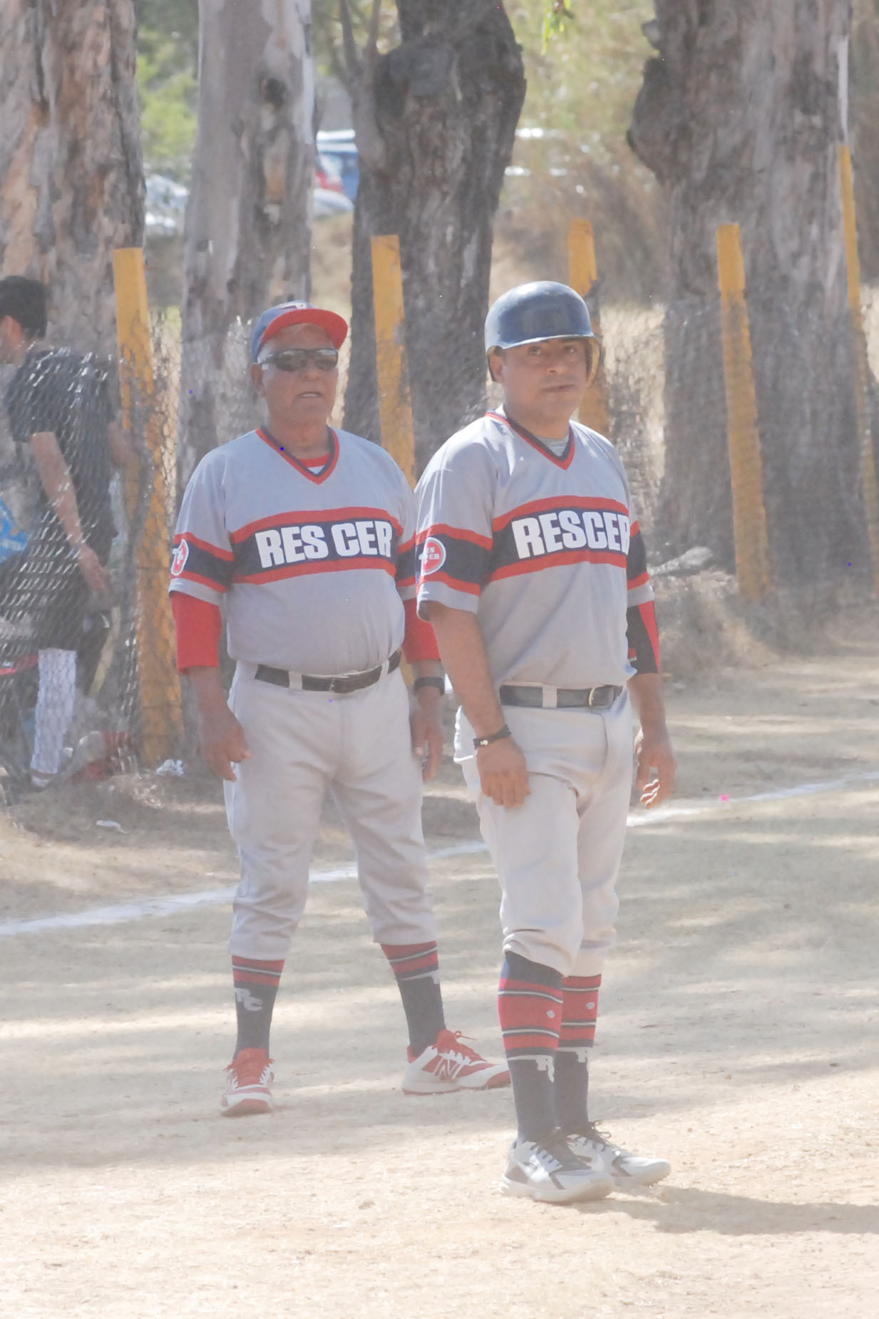 Laureano Ramírez (izquierda), manager de Rescer, buscará el triunfo ante Padres.