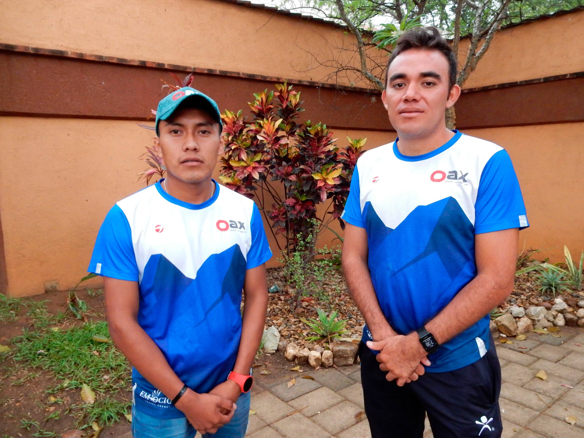 Los atletas oaxaqueños Roque Luis y Rosalino Meneses ya se alistan para la última carrera de la Serie Nacional Golden Trail México.