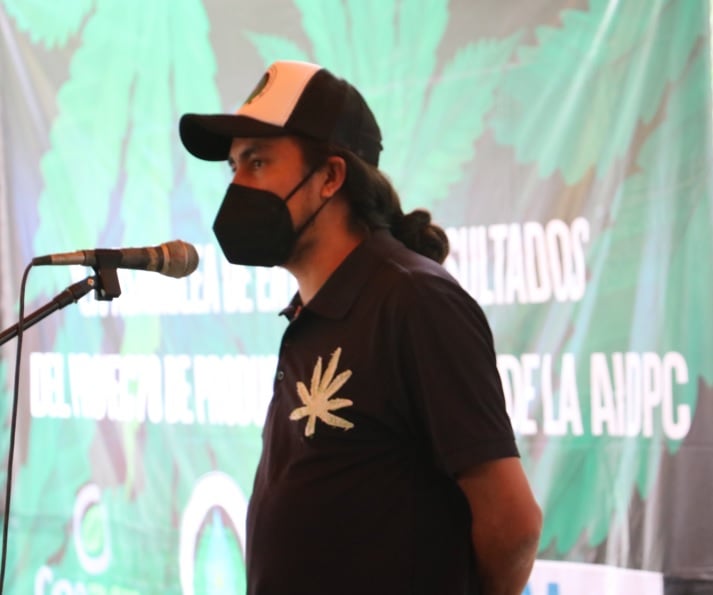 Daniel Ramírez López, ingeniero agrónomo investigador. Alexei García