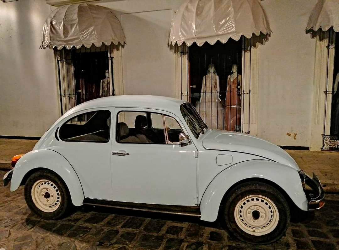 La unidad de motor que conducía al desaparecer en la zona de Santa Cruz Xoxocotlán.