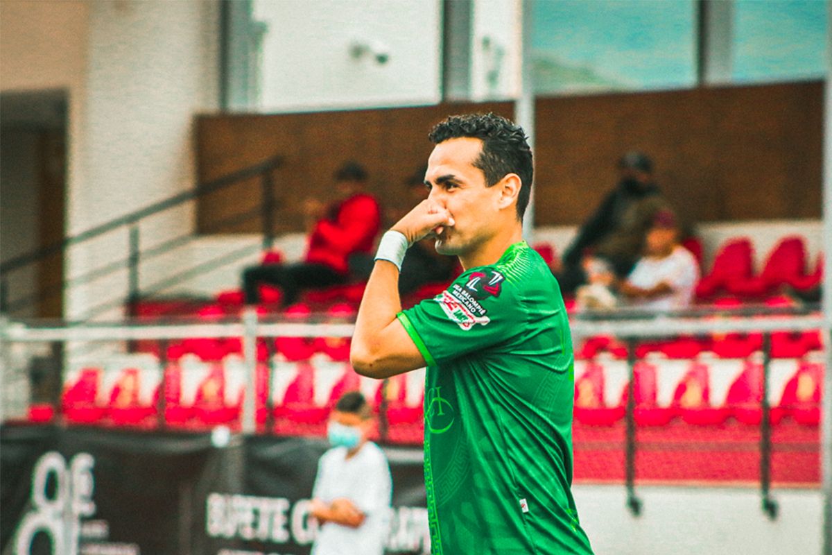 Víctor Hugo Lojero se despachó con tres anotaciones ante Furia Roja.