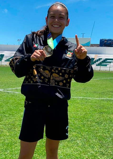 La futbolista oaxaqueña Ana Sofía Moreno Solaegui, fue firmada por el club Pachuca.