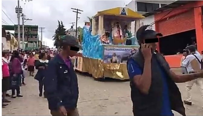 Los dos sujetos perseguían a su víctima.