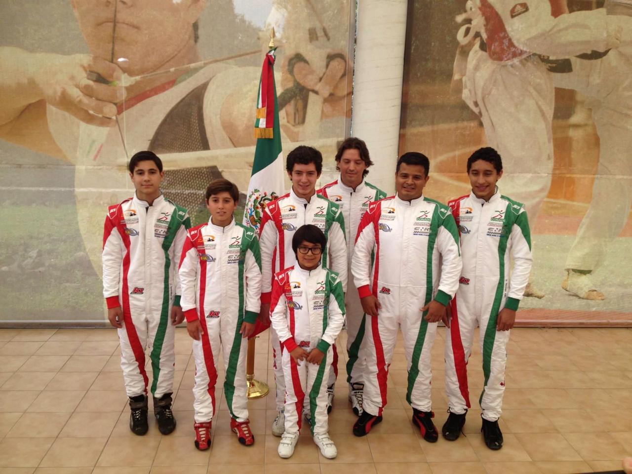 Con ocho años de edad, el pequeño Eloy Sebastián López integró la Selección Mexicana que participó en el Campeonato Mundial Karting de Nuevo Orleans 2013.