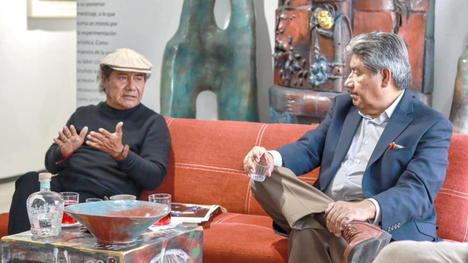 Como parte de las actividades culturales en torno a la exposición Pintores en la Estación, se realizó esta charla convivencia.