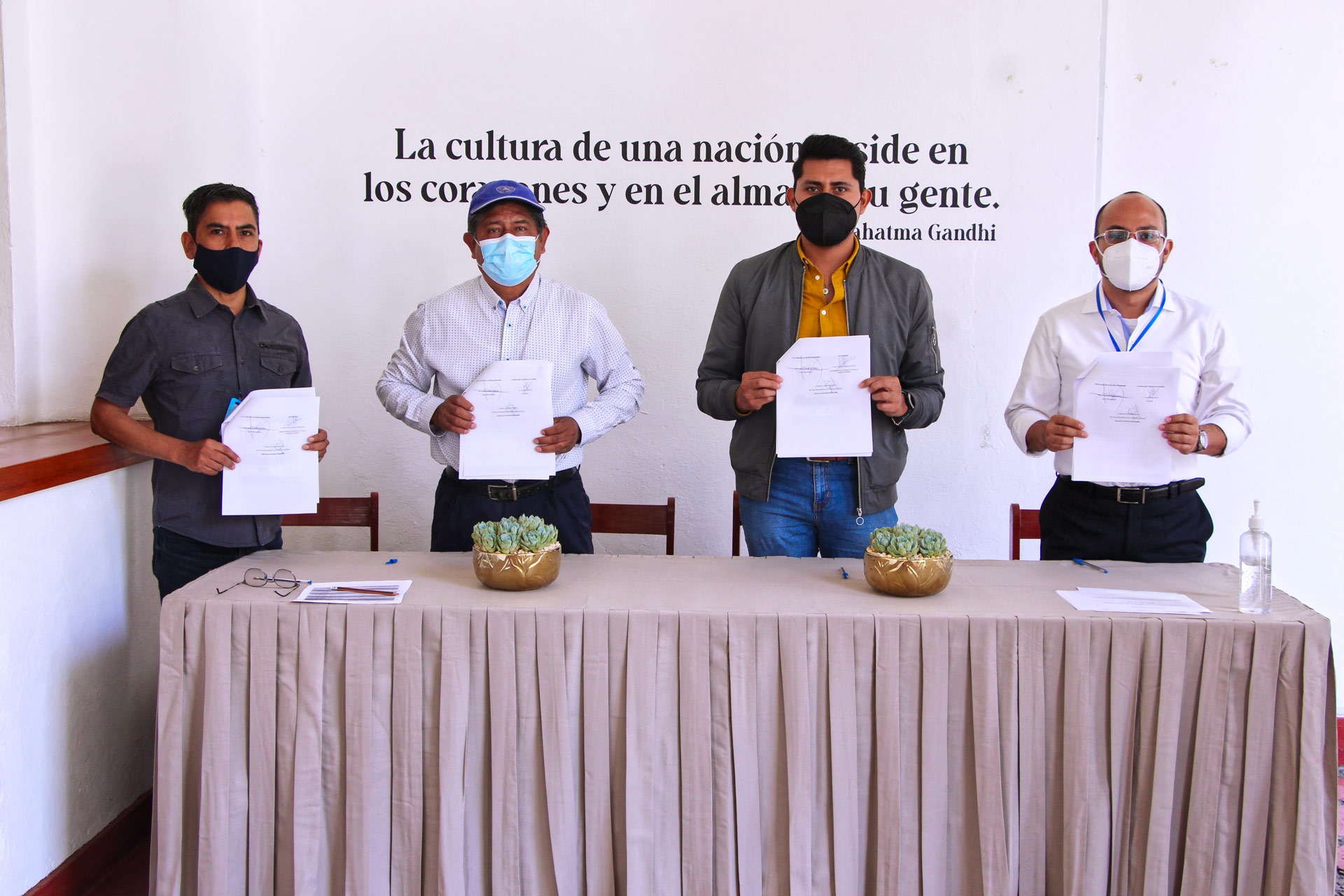 Las instancias seleccionadas serán beneficiadas con clases a distancia.