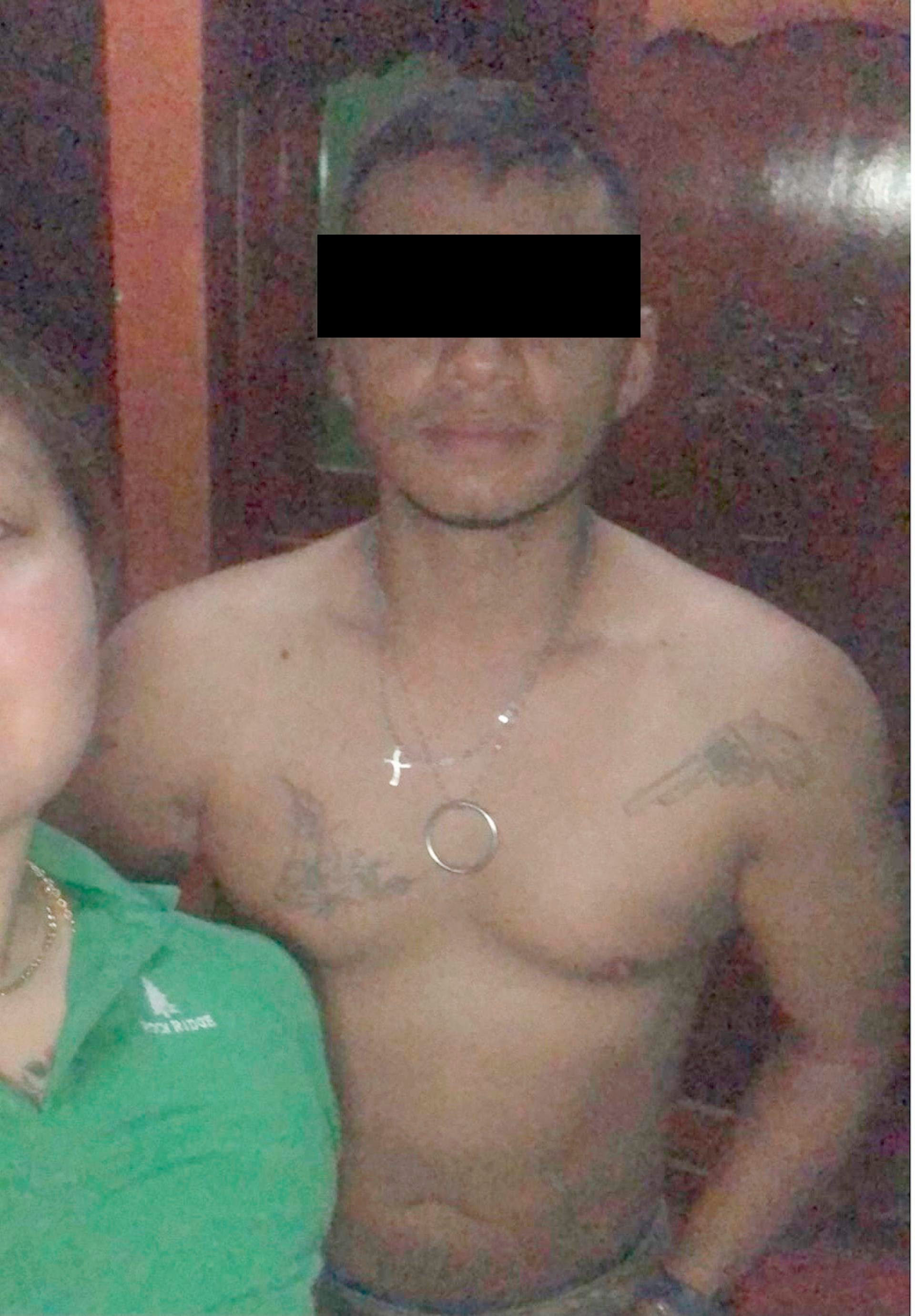 Una cabeza y restos humanos, fueron localizados a un costado del tramo carretero Juchitán-La Ventosa.