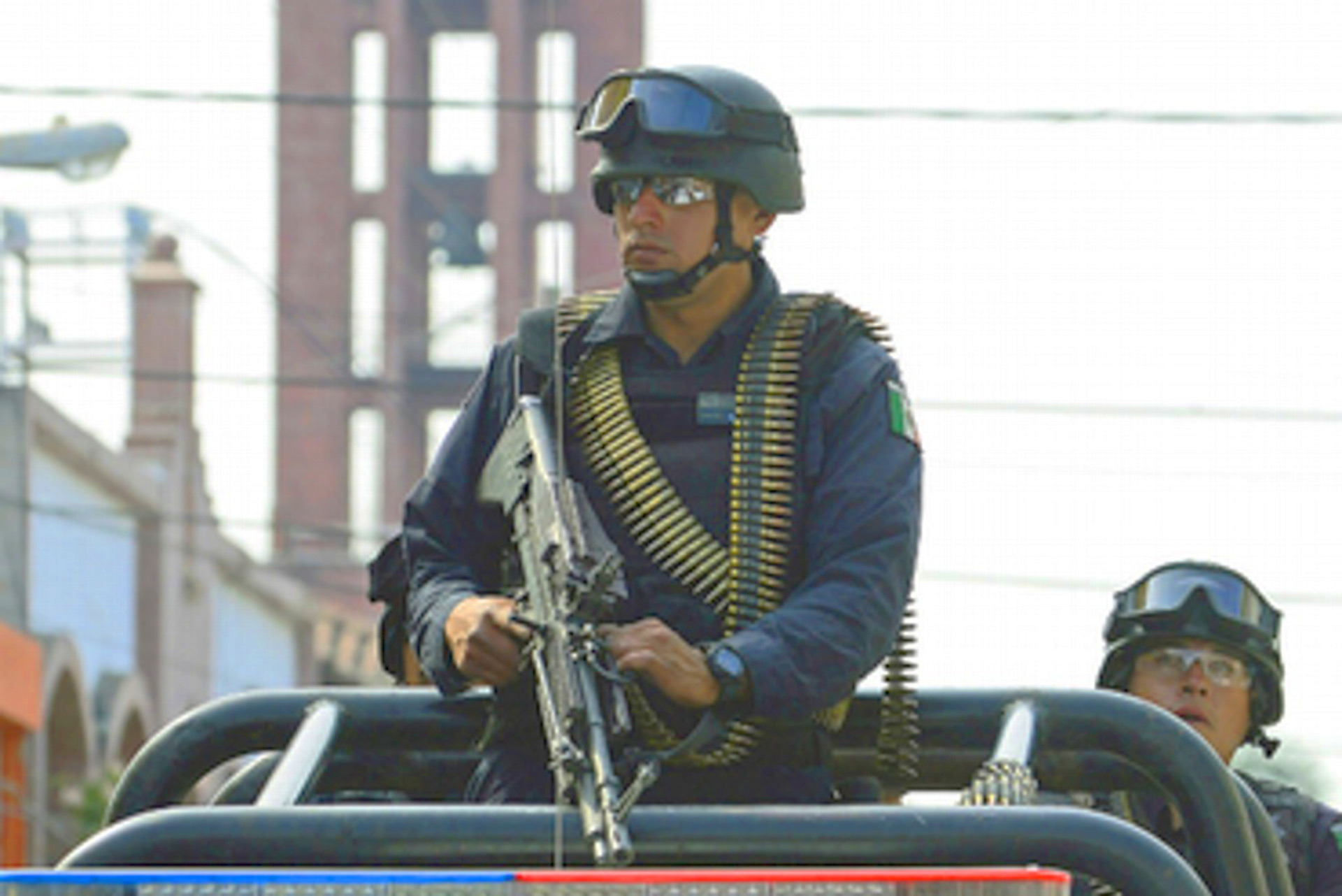 En días anteriores, policías estatales detuvieron en flagrancia a un peligroso sujeto, que luego se fugó.