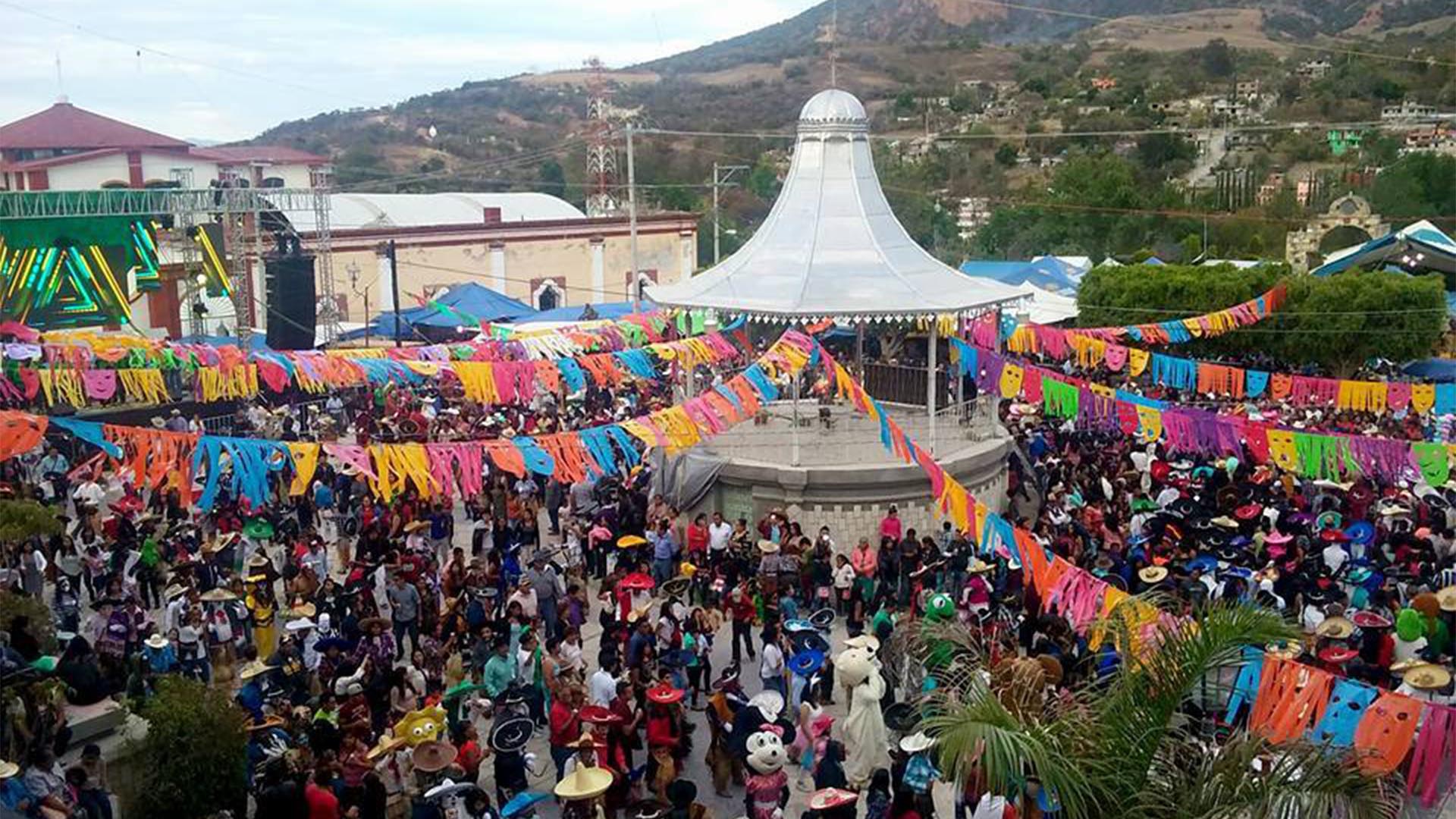 Inicia el Carnaval de Silacayoápam, Oaxaca NVI Noticias