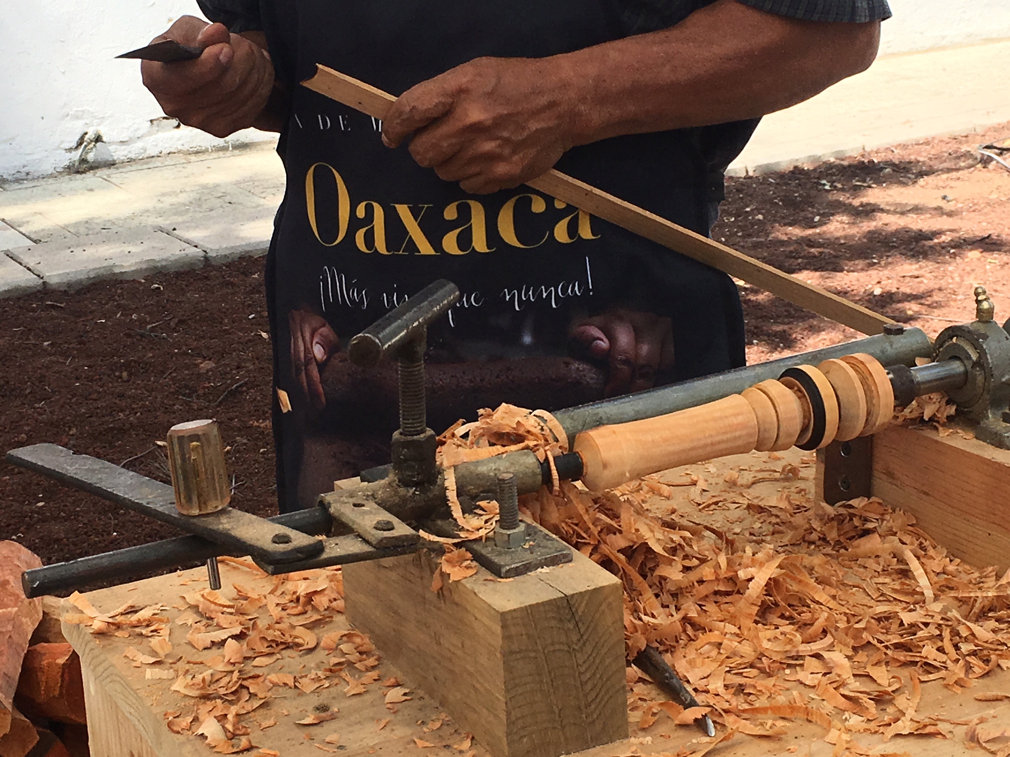 Molinillo de madera – Oaxacanita Chocolate