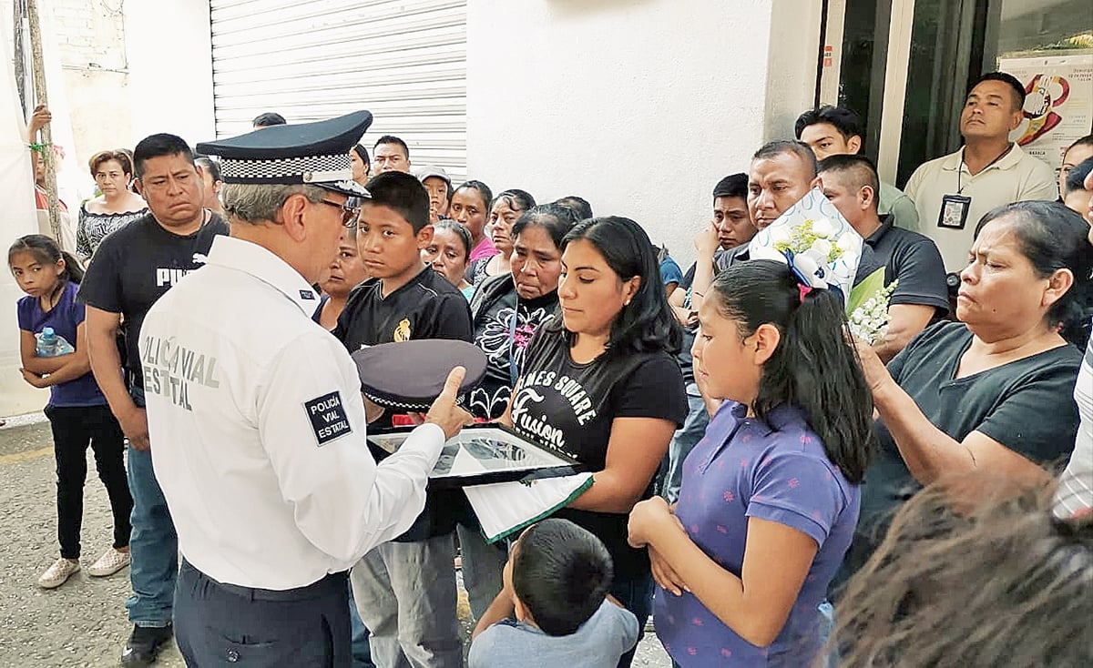 El director José Guzmán Santos ofreció las condolencias a sus familiares.
