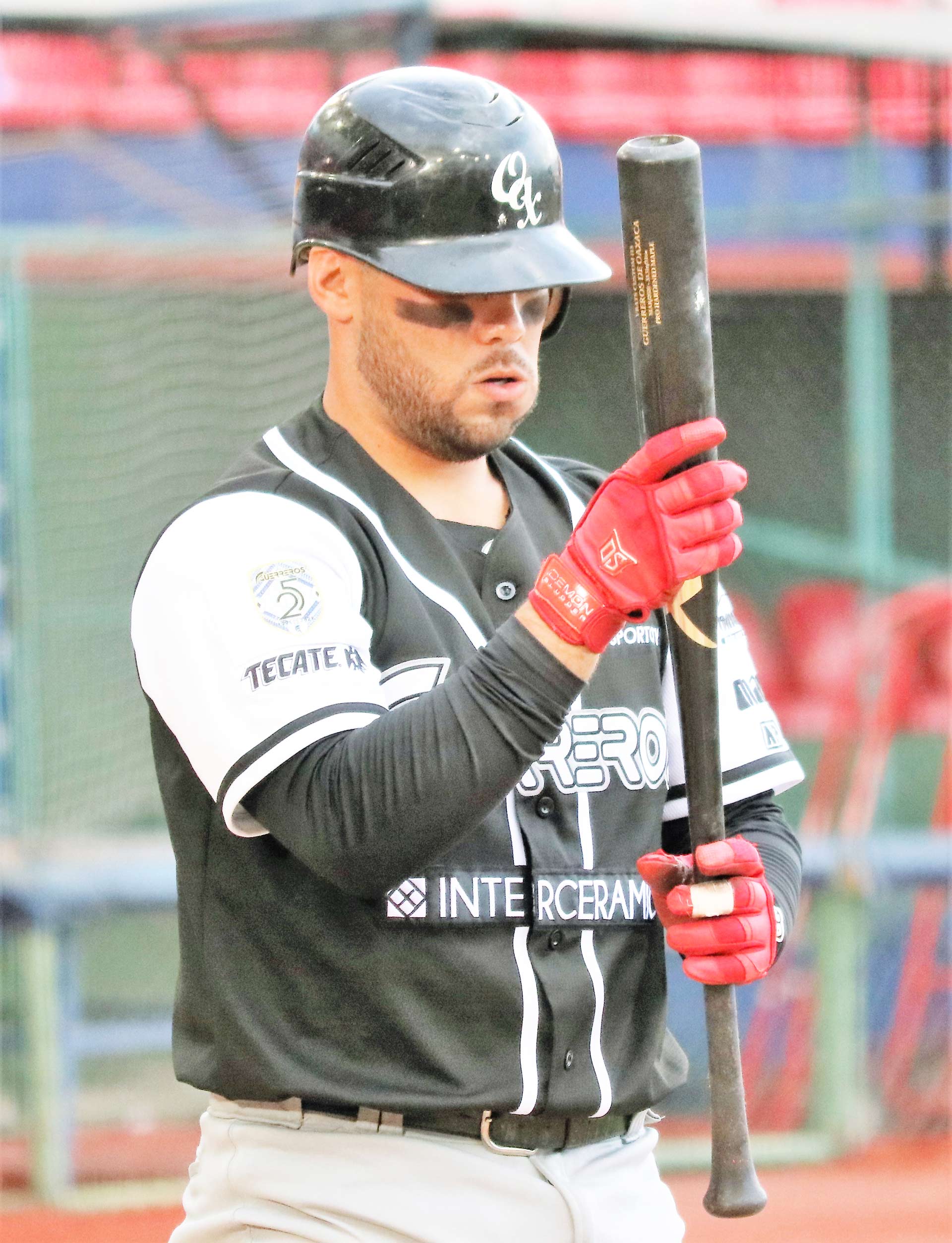 Orlando Piña es líder de jonrones en la LMB, con siete