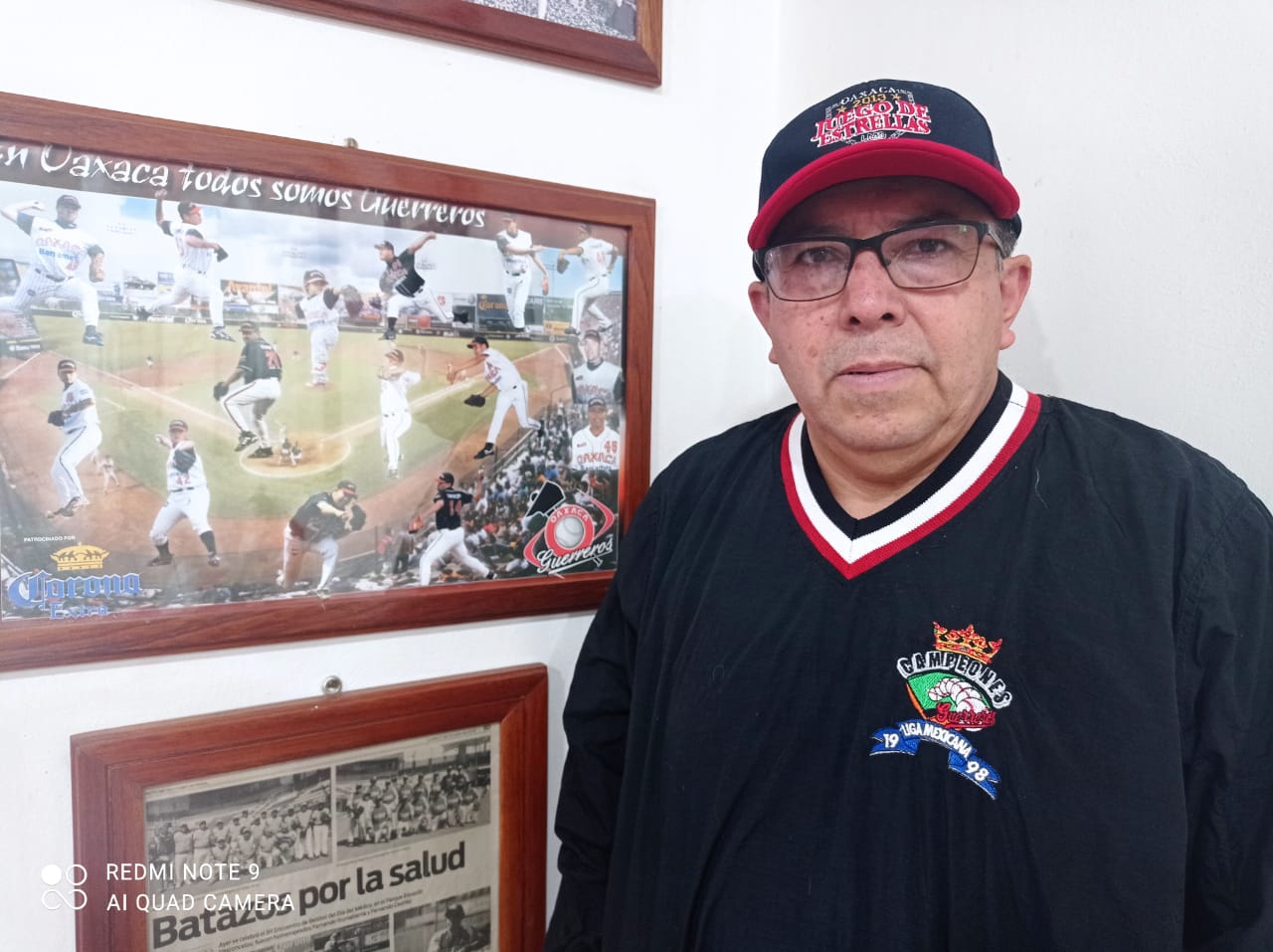 Sudadera del campeonato del 98 y gorra del Juego de Estrellas del 2013 en Oaxaca.