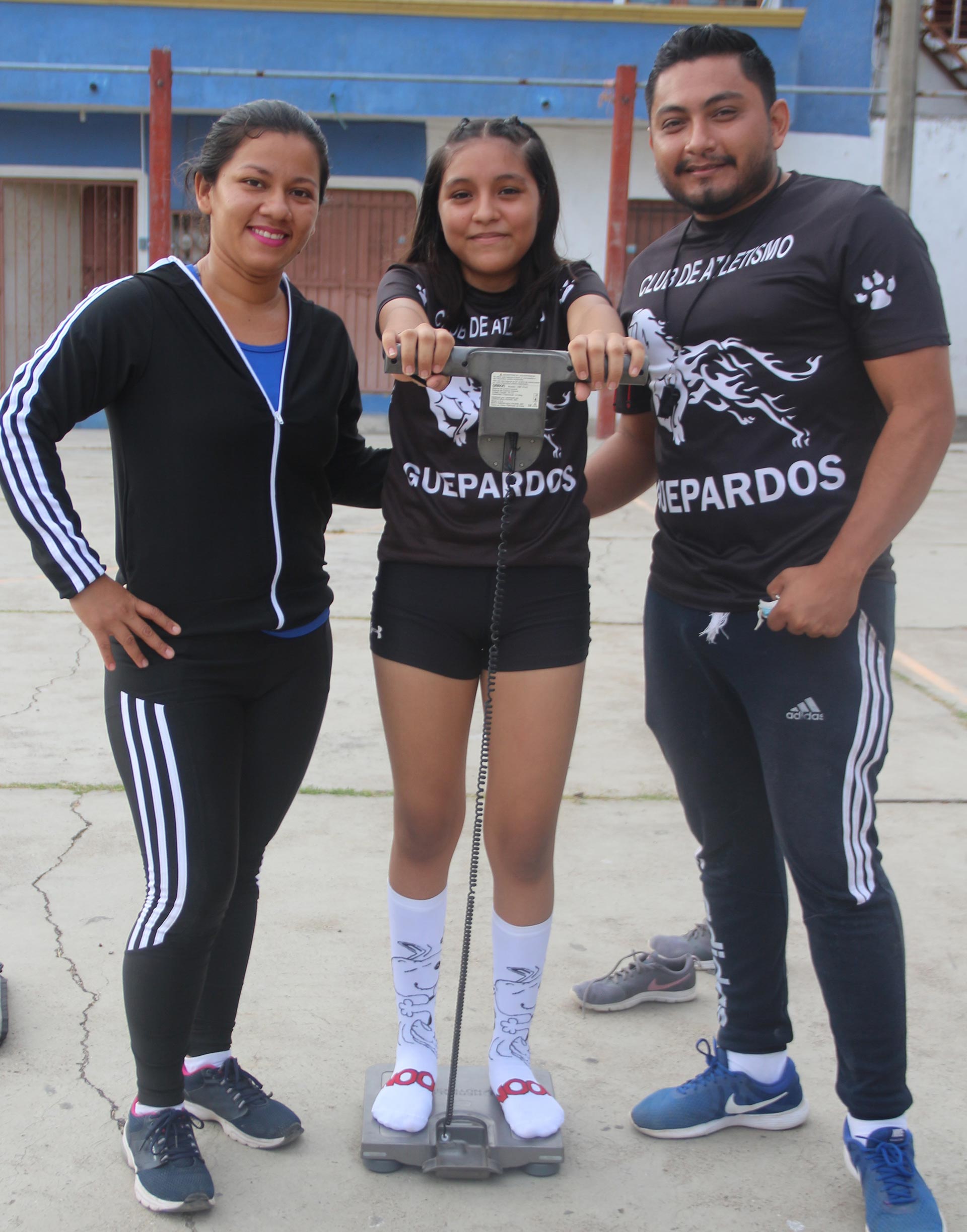 Entrenadores que encabezan el proyecto.