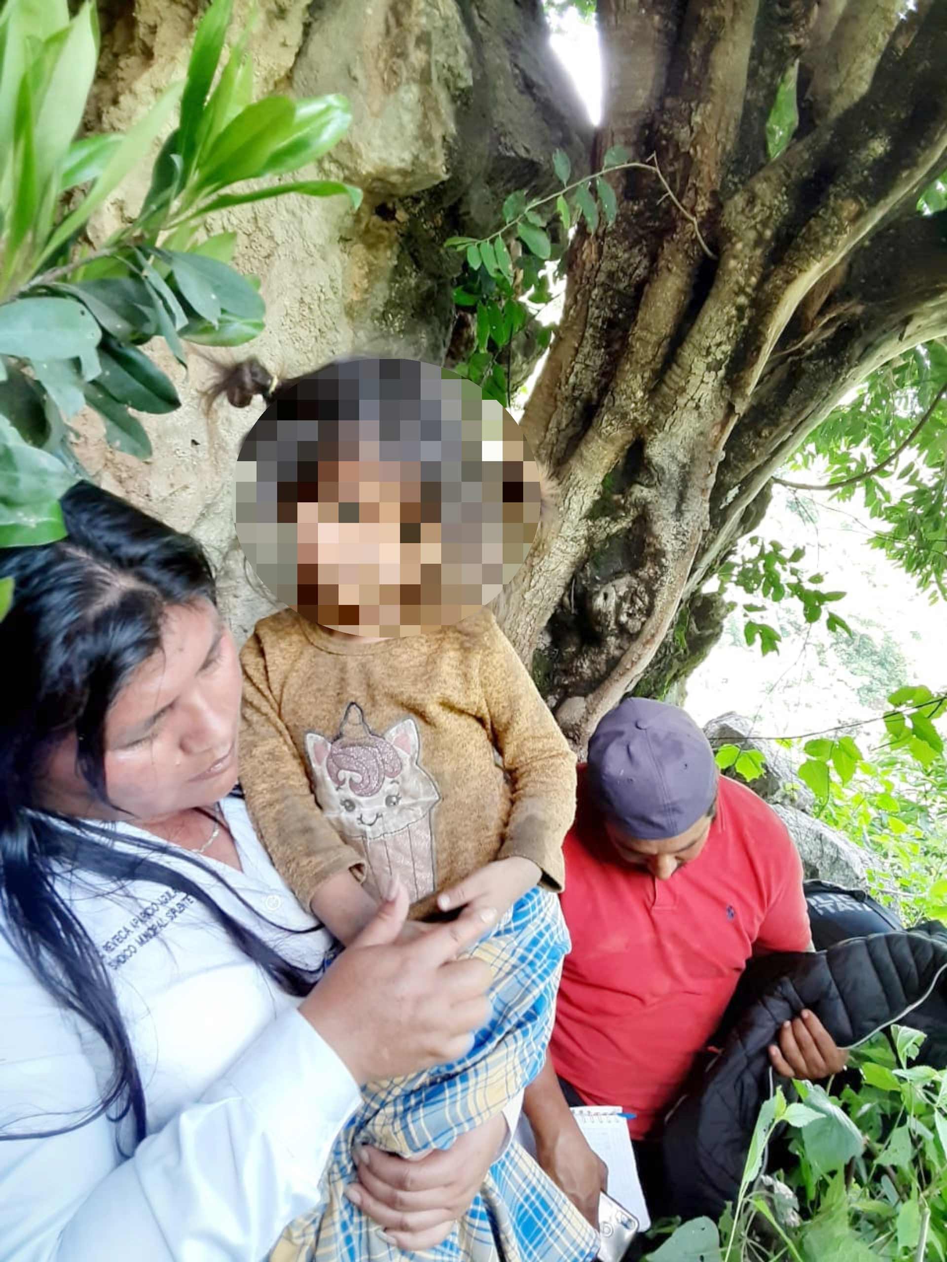 La menor fue entregada a su madre.
