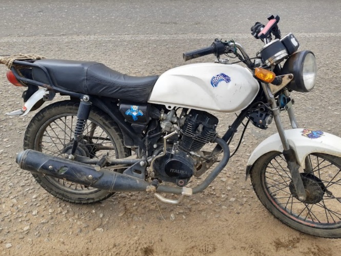 La motocicleta involucrada en el percance. Tomás Martínez