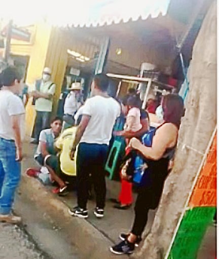 Los elementos policíacos no lograron detener al responsable.