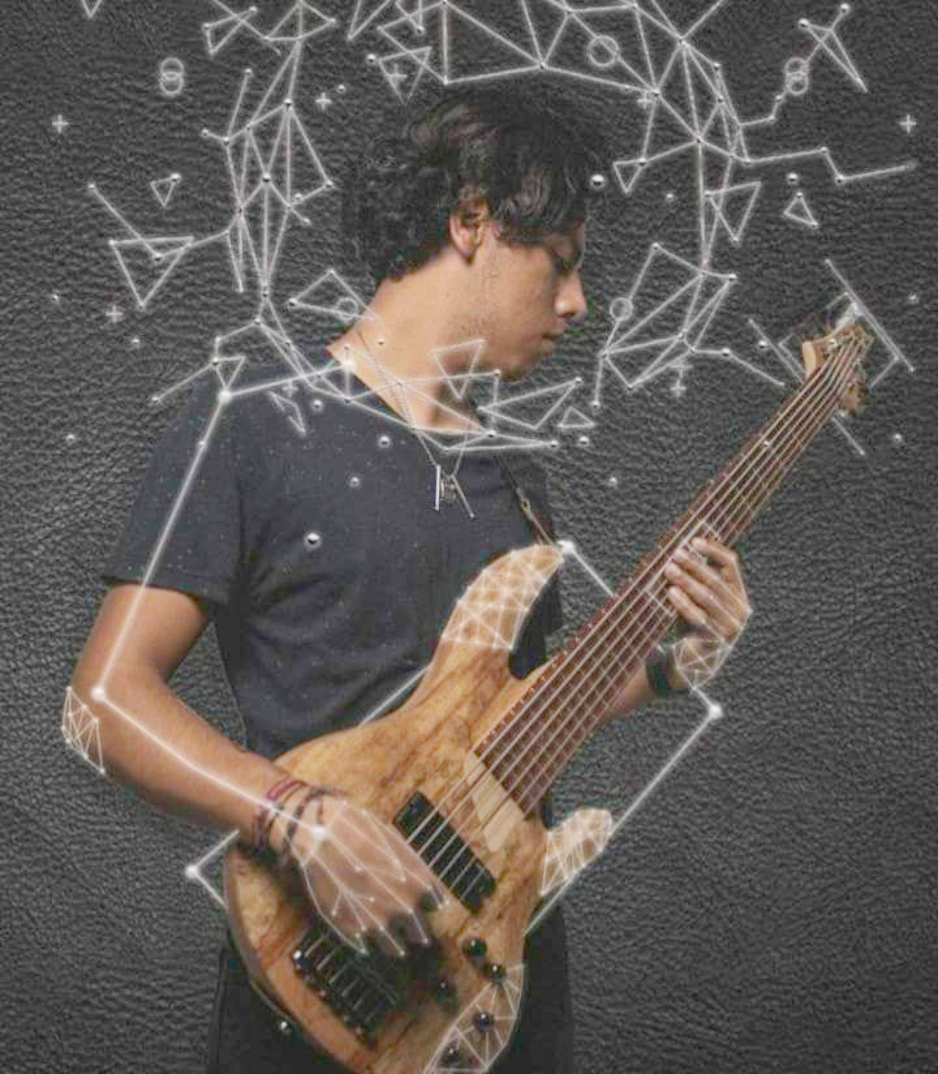Una de las víctimas tocaba la guitarra en Los Hijos de la Banda.