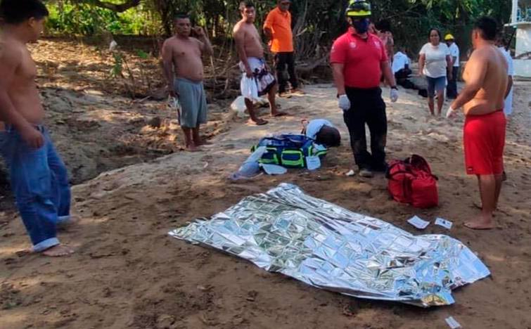El cuerpo sin vida fue trasladado al panteón municipal para la práctica de la necropsia de ley.