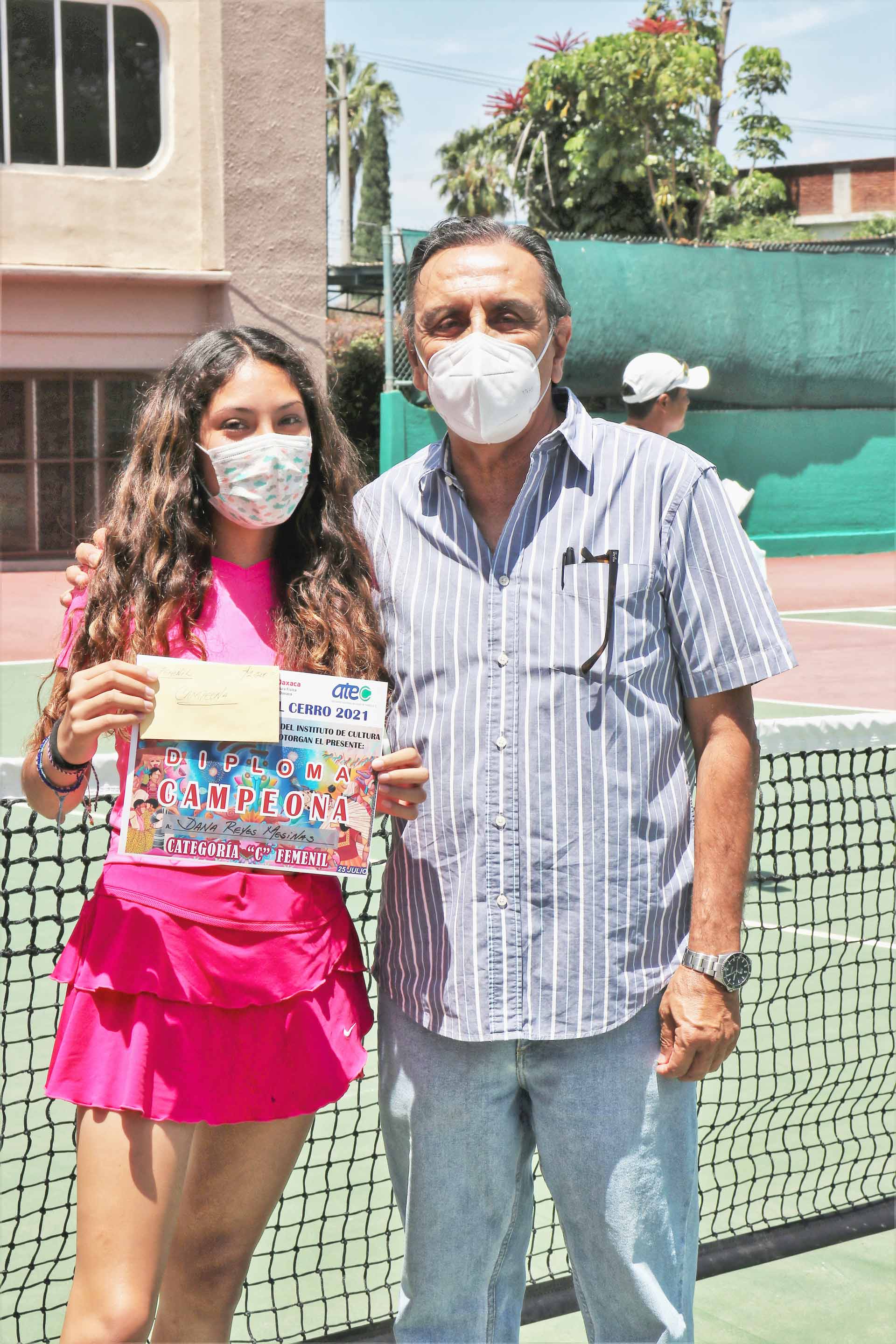 Dana Reyes volvió y lo hizo para volver a ser campeona, ahora de la división C de mujeres