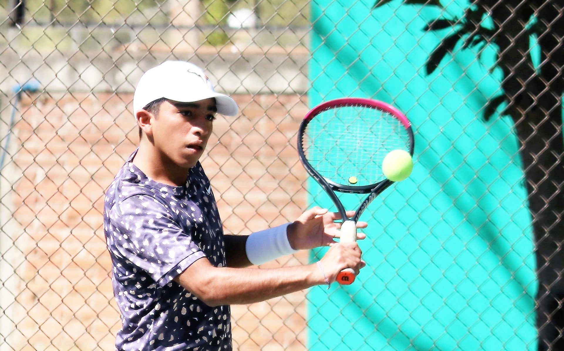 Camilo Enríquez Candela, seleccionado estatal para Juegos Nacionales Conade, presente en la justa.