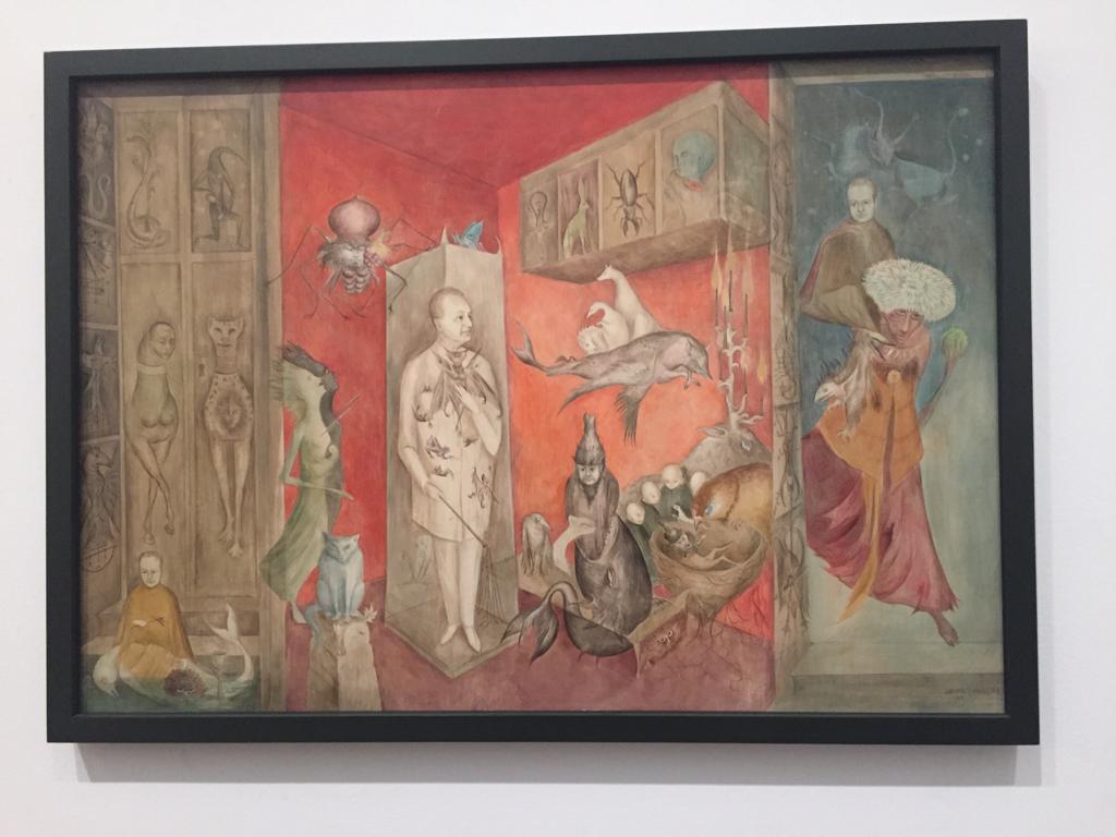 La crítica de arte implica realizar un análisis y evaluación detallados de un trabajo artístico. Leonora Carringon, Museo de Londres