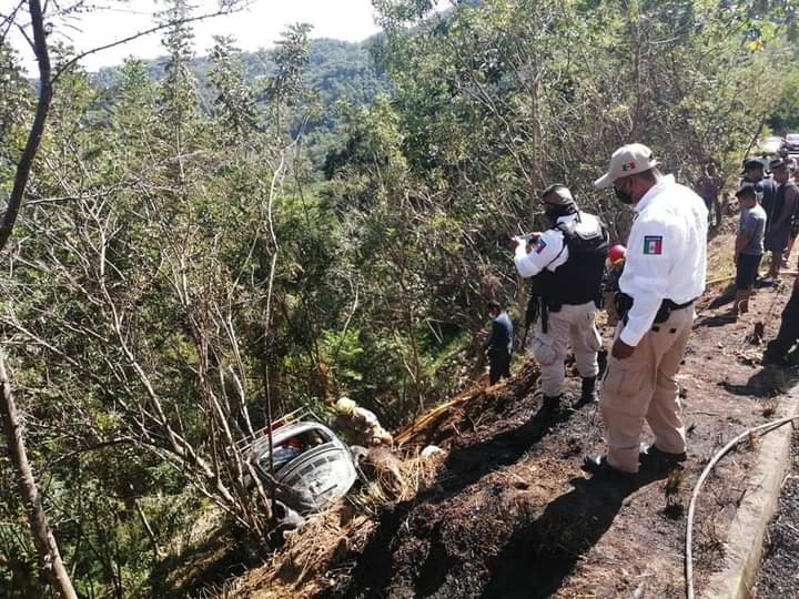 El accidente ocurrió en el tramo Huatulco-Pluma Hidalgo.