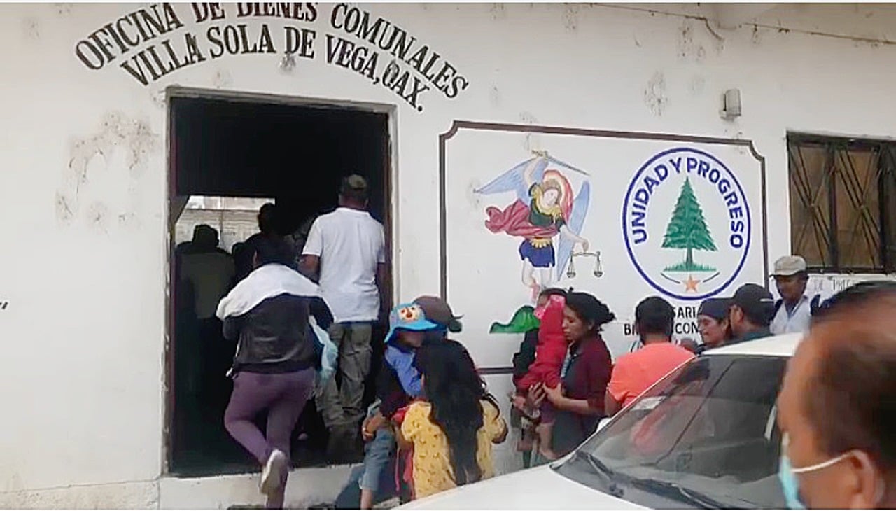 Más de 20 personas del Guayabo fueron llevados al albergue instalado en las instalaciones del comisariado.